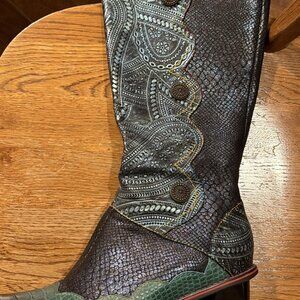 Embossed Mixed Metallic genuine leather Boots